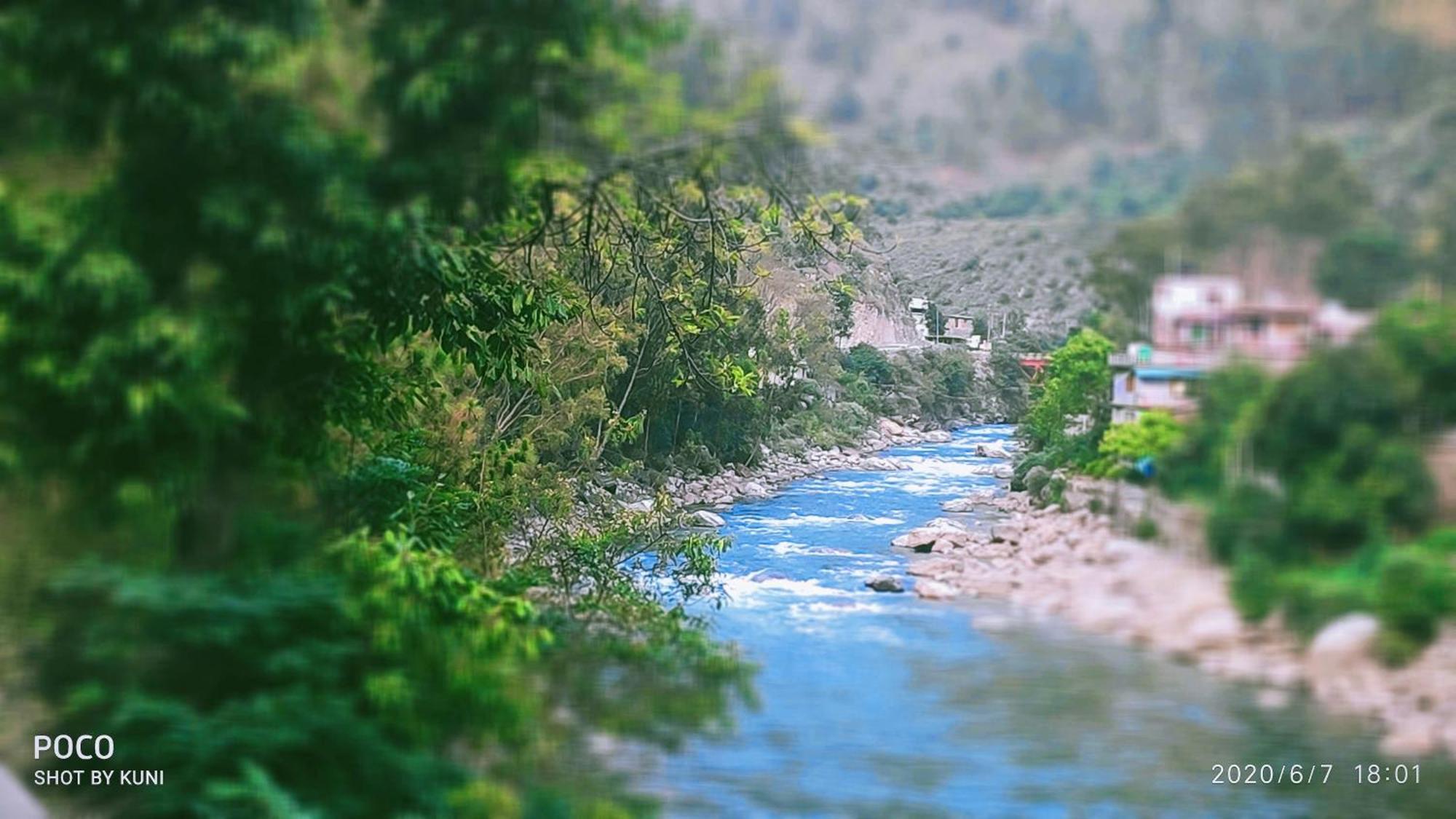 Tirthan Grand Riverside Banjār Exteriör bild